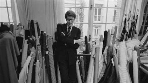 Yves Saint Laurent: da bambino che creava bambole di